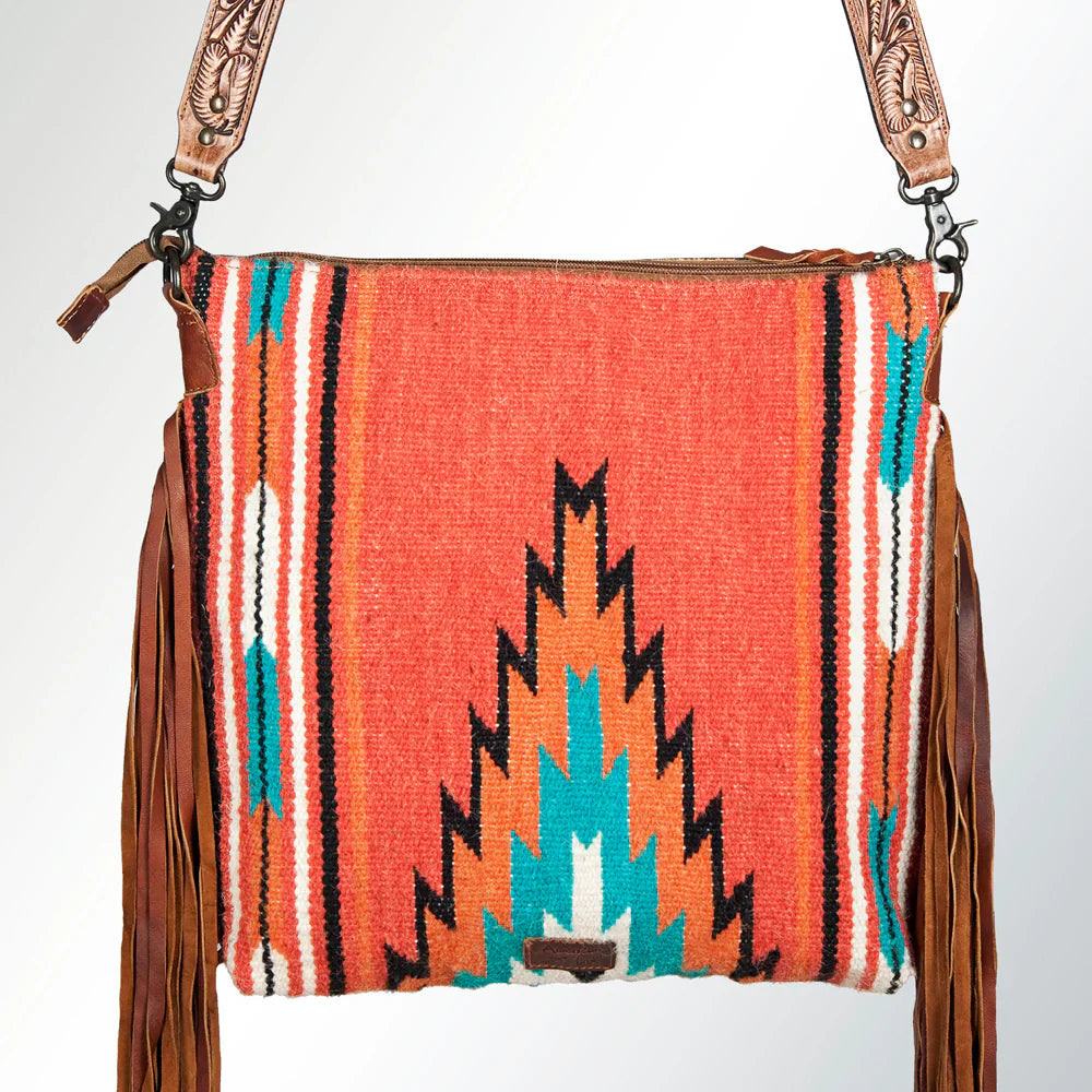 American Darling Large crossbody ADBGZ103 with hand-tooled leather strap, wool saddle blanket, leather fringes, and durable zipper closure