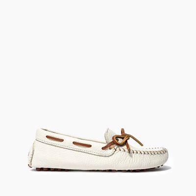 Minnetonka CLASSIC DRIVER moccasins for women, handcrafted leather, rawhide lace, rubber sole.