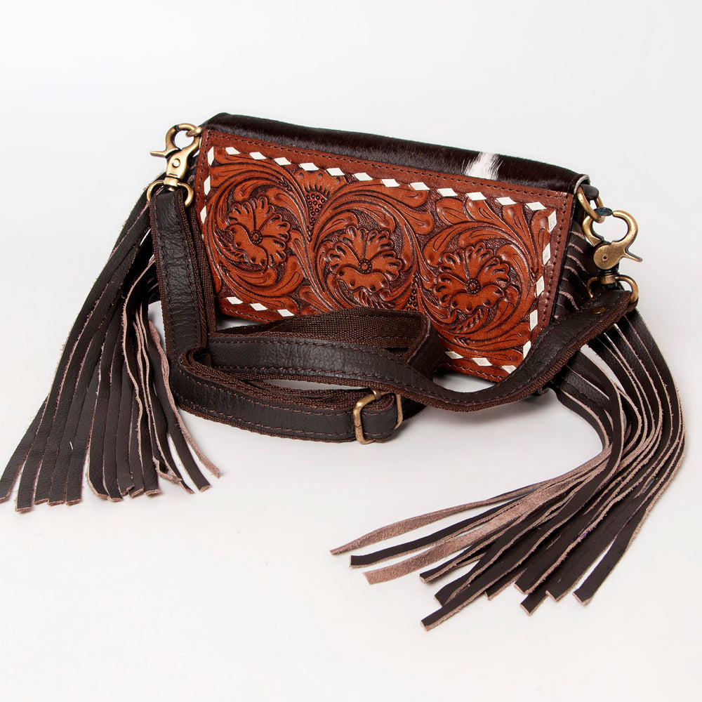 Ohlay Medium Crossbody Bag KBA128