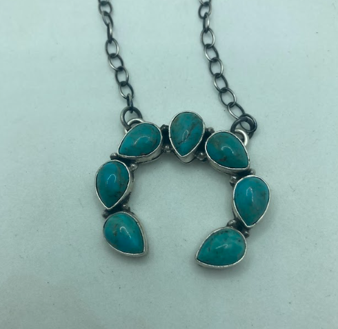 Horseshoe turquoise necklace online