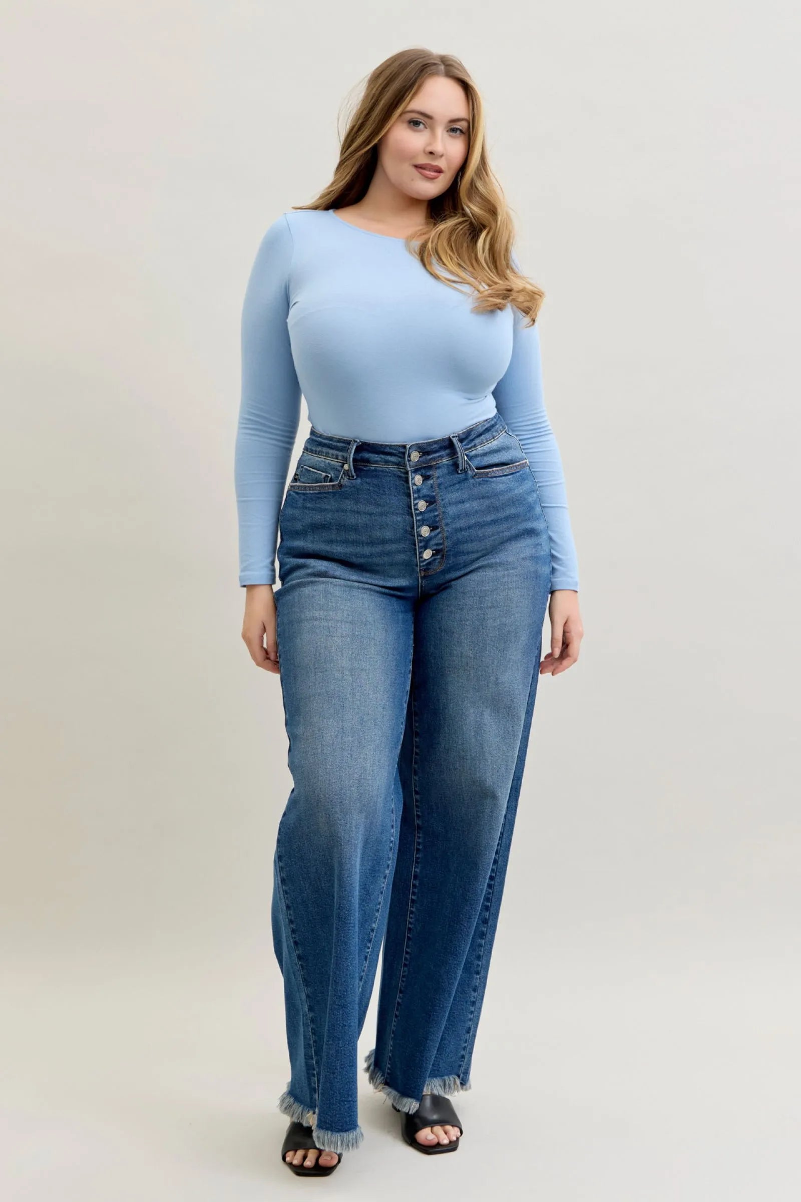 Woman wearing Judy Blue Jeans high waist button-fly straight leg denim