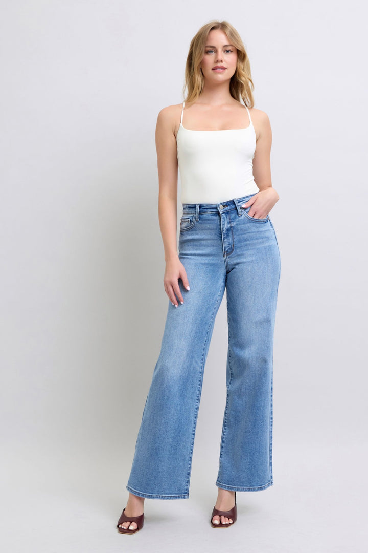 Judy Blue Jeans 82625 high waist vintage wash retro wide leg.