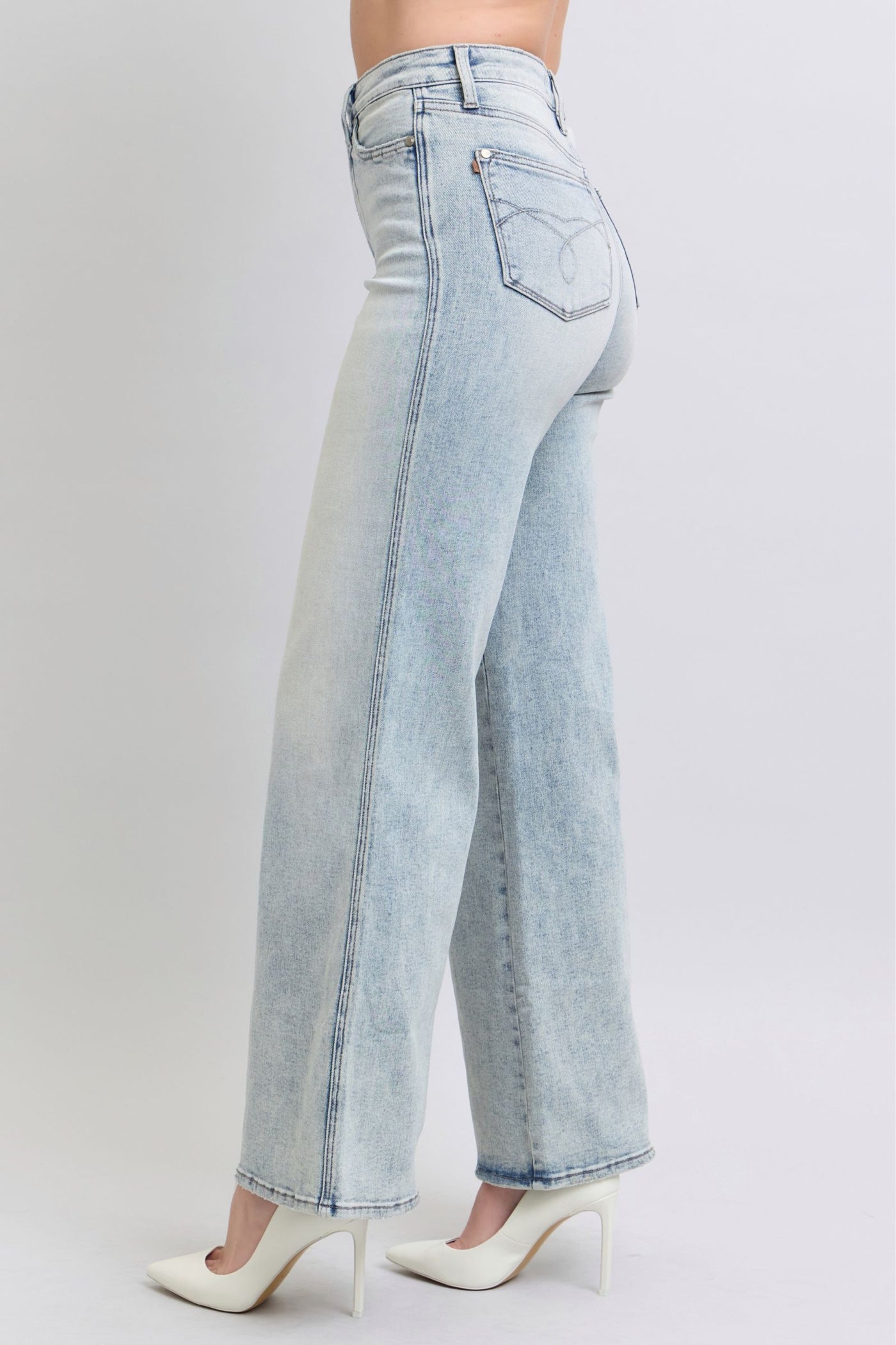 Judy Blue Jeans 88867 high waist retro wide leg denim.