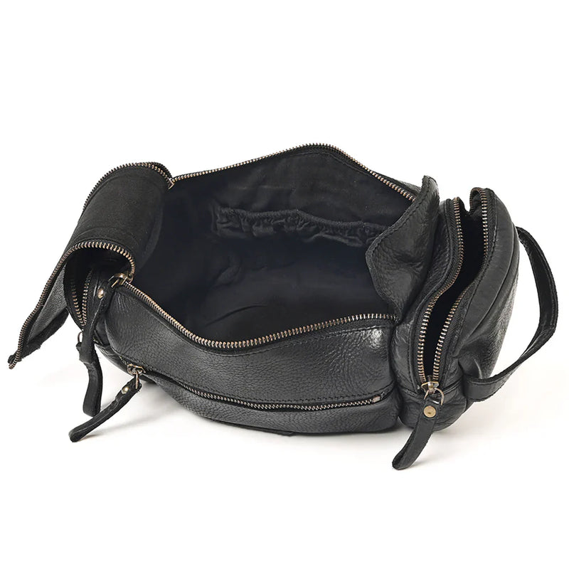 Spaghetti Western Toiletry Bag SWC400BLK in premium full grain leather with durable YKK zippers and spacious interior