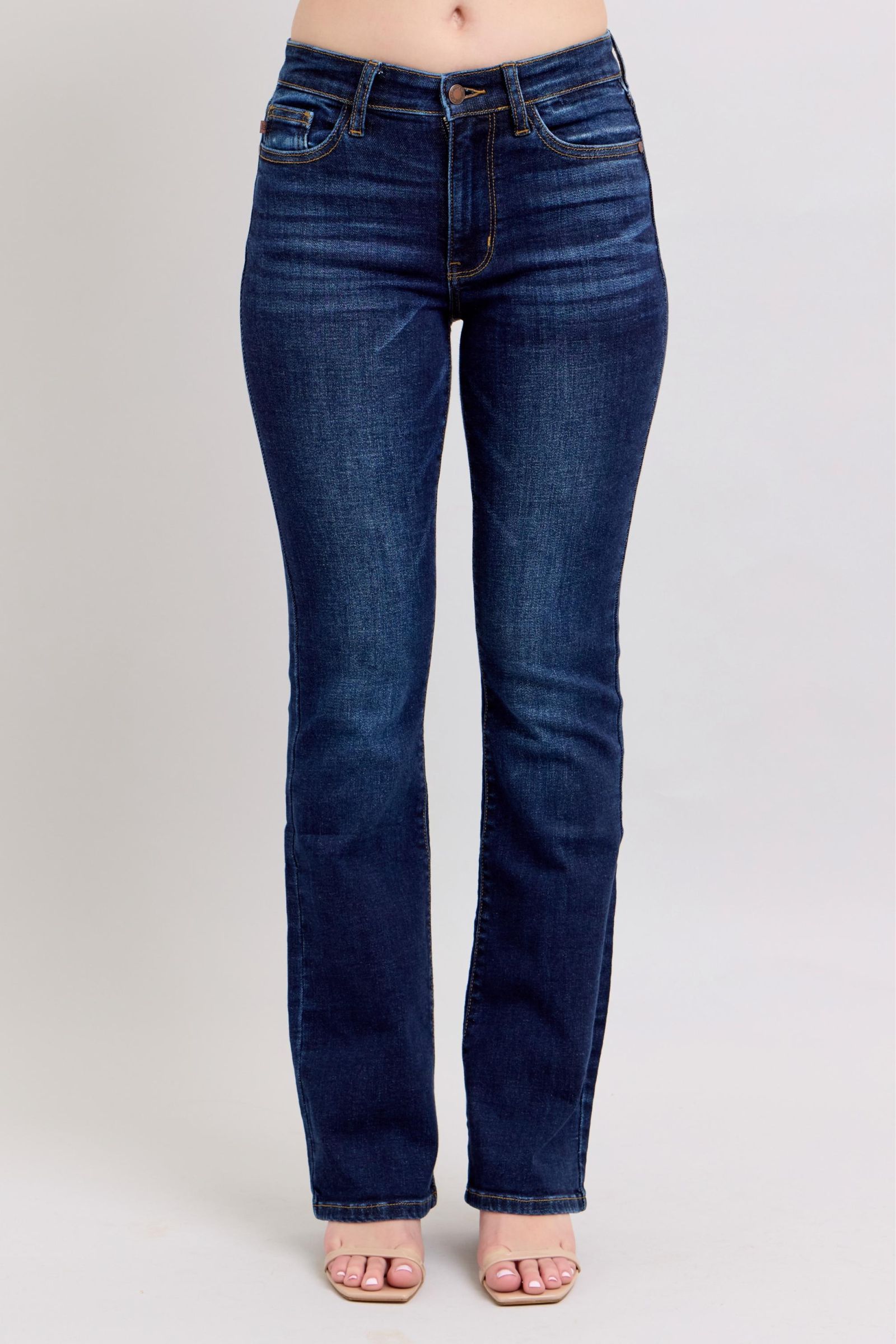 Judy Blue Jeans 82586 dark wash bootcut, 93% cotton, 32-inch inseam.