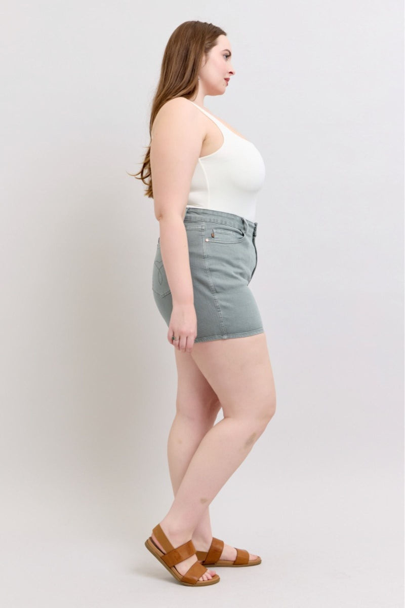 Judy Blue high waist garment dyed pocket embroidery shorts on model