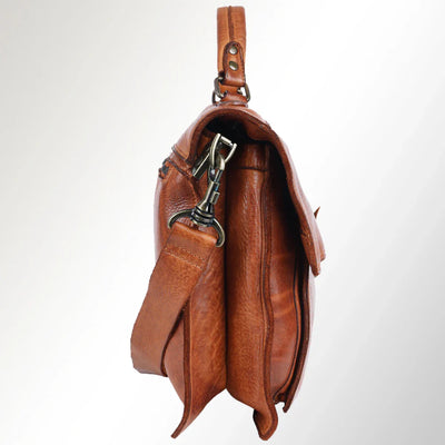 Spaghetti Western Crossbody Messenger Bag SWC171TAN made from premium leather.