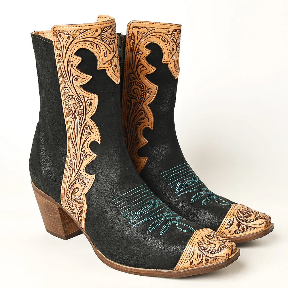 American Darling Boots ADFT164 made of genuine cowhide and suede leather with detailed hand tooling.