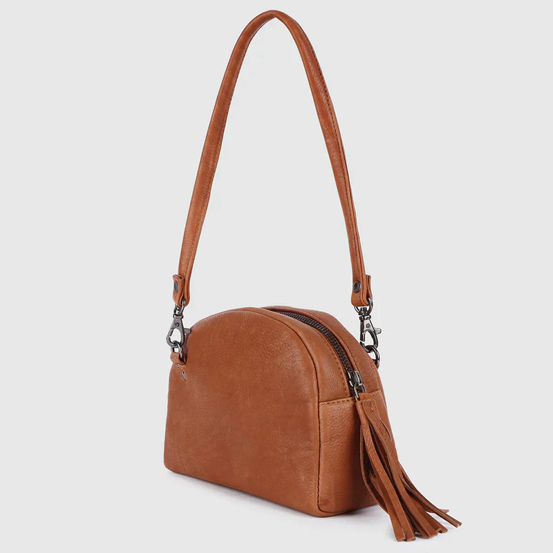 Brown American Darling Handbag made of genuine full grain leather with adjustable shoulder strap and YKK zipper closure