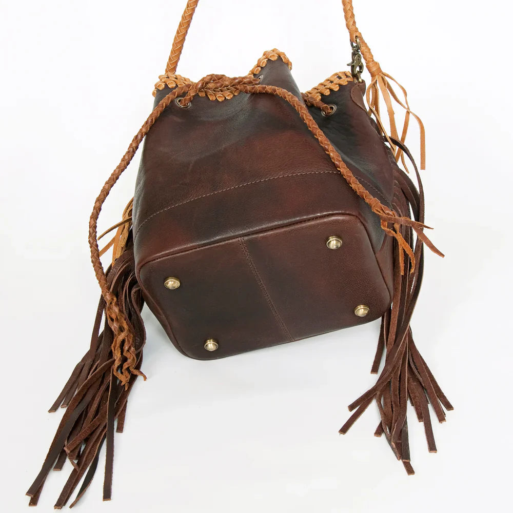 American Darling Bucket Bag ADBGD140 with genuine leather and fringes.