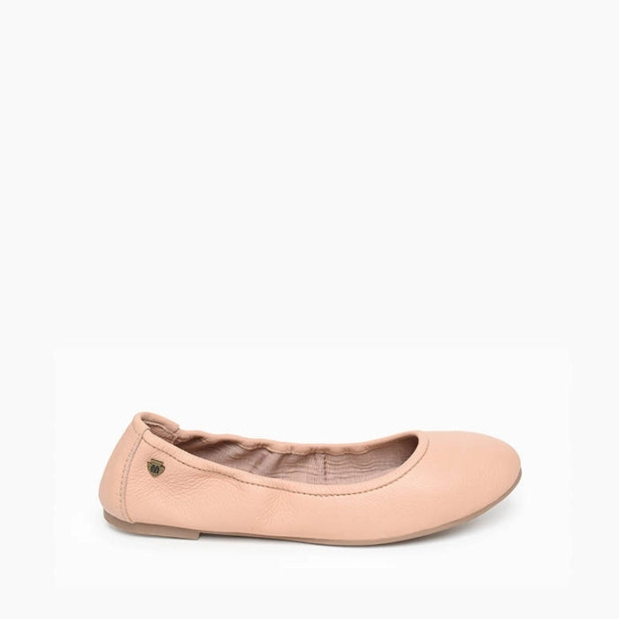 Pre Order Minnetonka ANNA FLATS