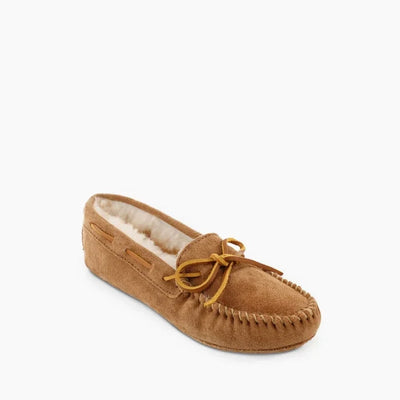 Minnetonka Sheepskin Softsole Moc with rawhide lace in tan, pre-order for ultimate comfort.