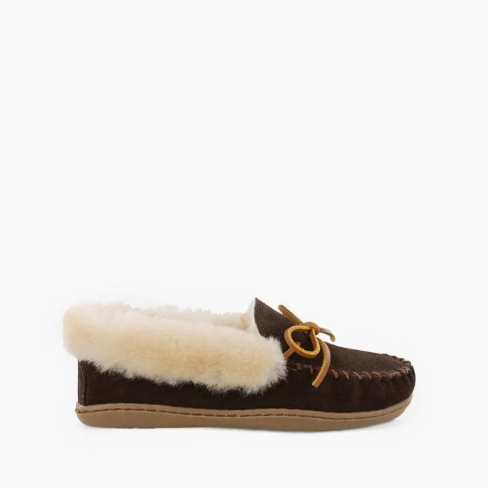 Minnetonka Alpine Sheepskin Moccasins with suede and sheepskin lining, rubber sole, and rawhide lace.