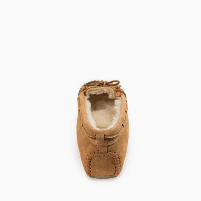 Pre Order Minnetonka CALLY SHOES with suede and sheepskin lining.