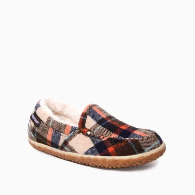 Water-resistant Minnetonka Tempe shoes with plaid design and cozy lining.