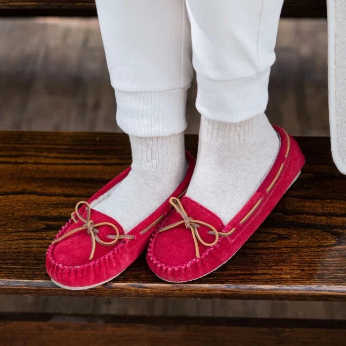 Pre Order Minnetonka CALLY SHOES in stylish suede with sheepskin lining and durable rubber sole.