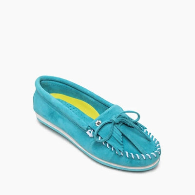 Minnetonka KILTY PLUS moccasin in turquoise suede with water and stain resistance, featuring a memory foam insole and durable rubber sole.