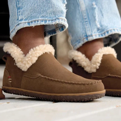 Pre Order Minnetonka TAREN SHOES in premium suede with Berber lining, water-resistant, durable MiniTREAD rubber sole.