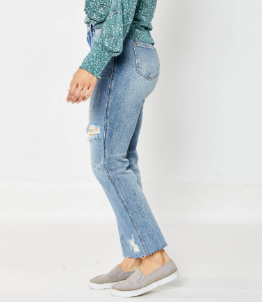 Judy Blue Jeans 88736, high-waisted destroyed light wash straight leg denim.