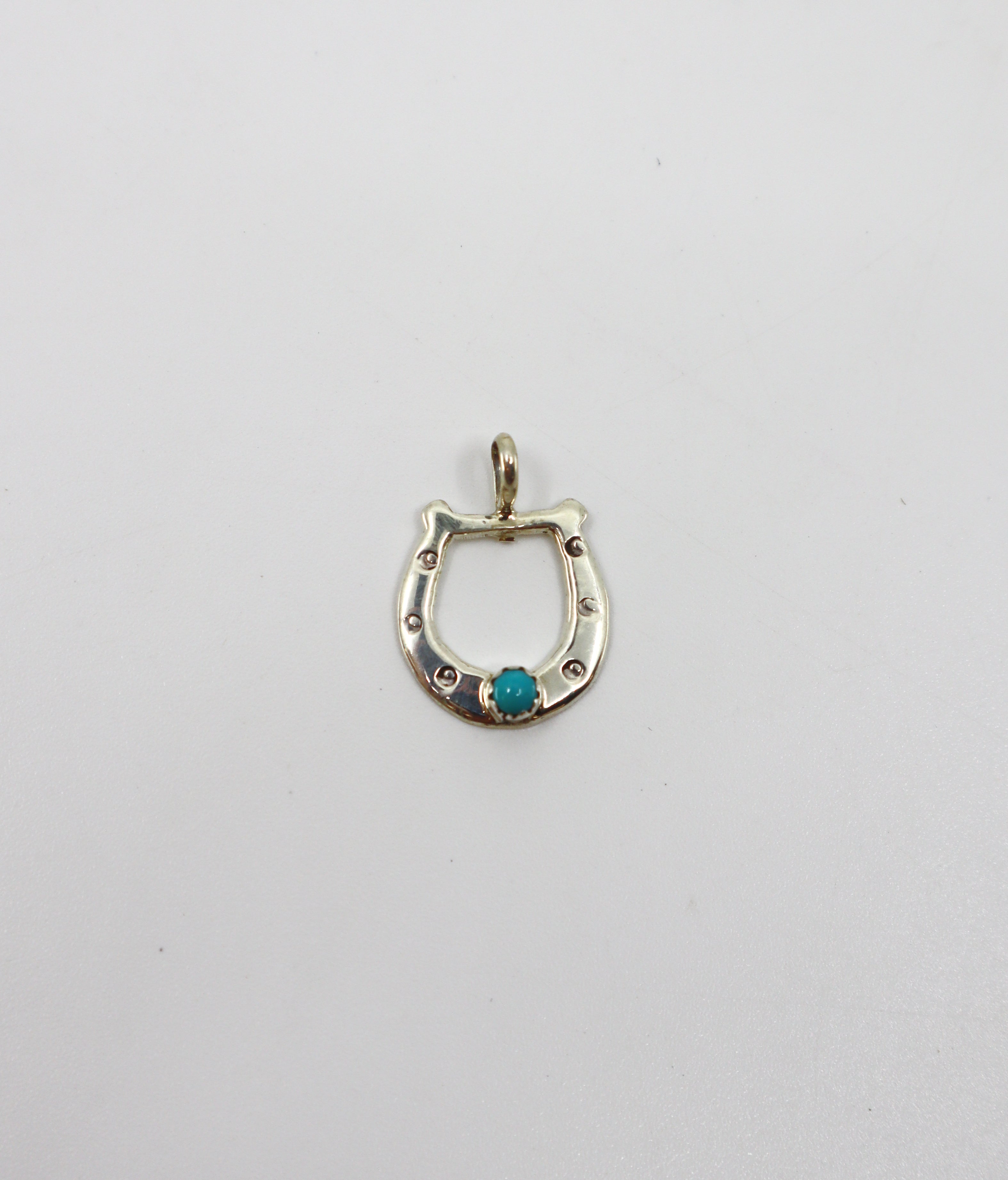 Turquoise Horseshoe Necklace PSTPN17