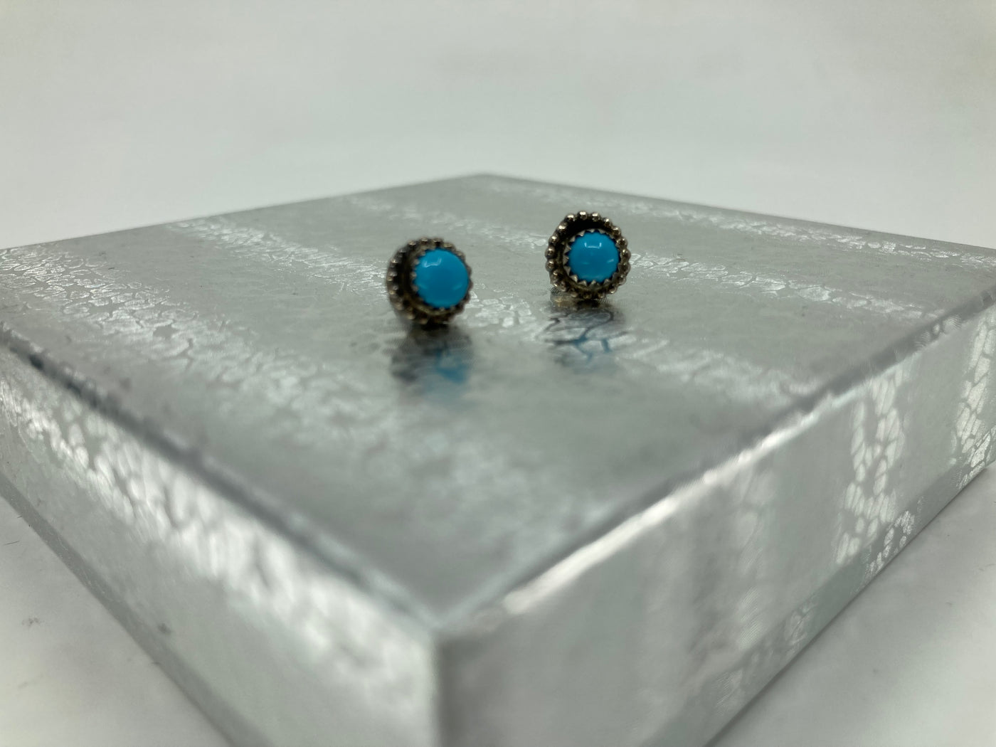 Handmade Sterling Silver and Turquoise Classic Stud Earrings PSTPE54