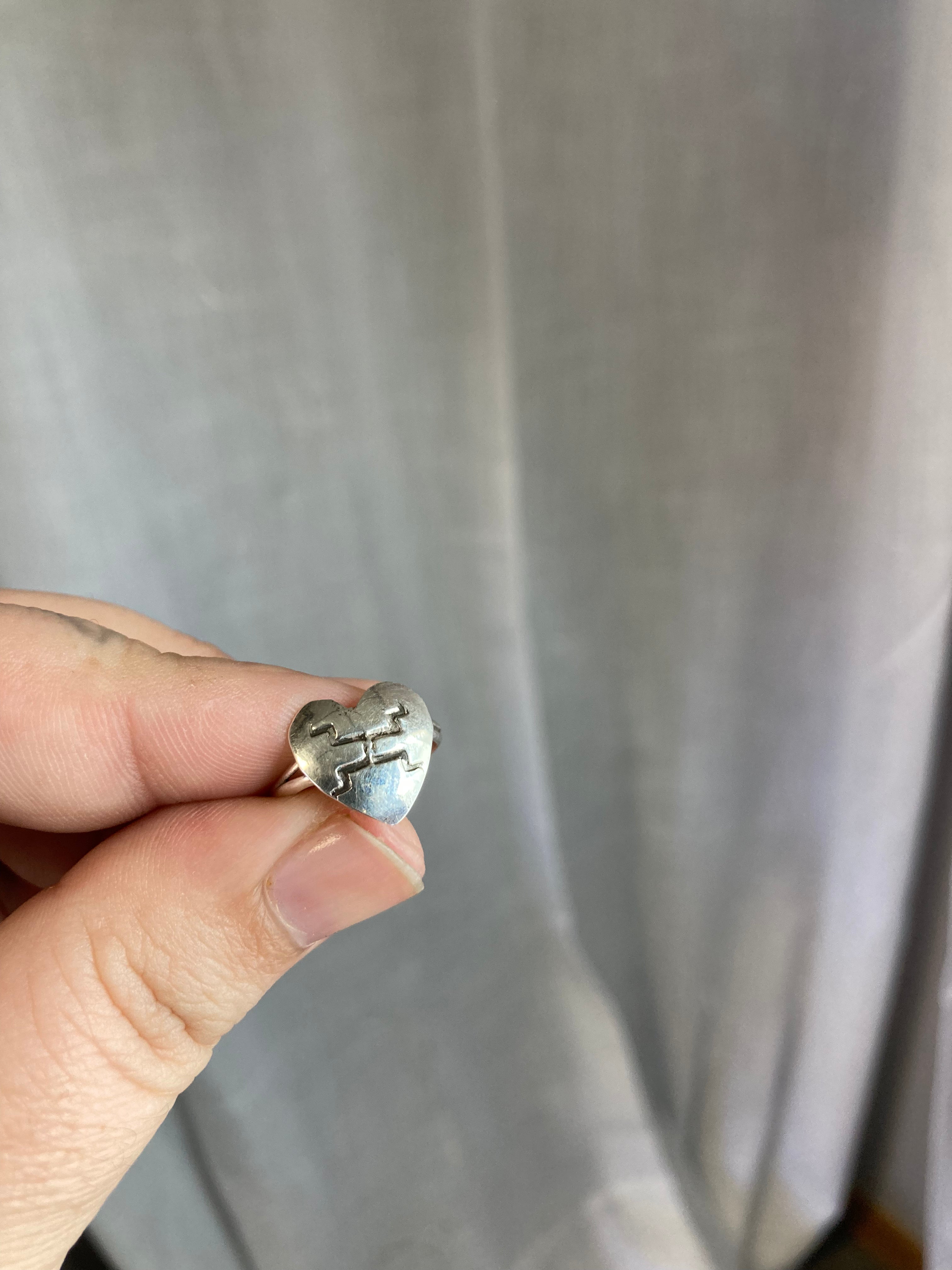 Handmade Navajo Sterling Silver Heart Ring Size 4 PSTPR28