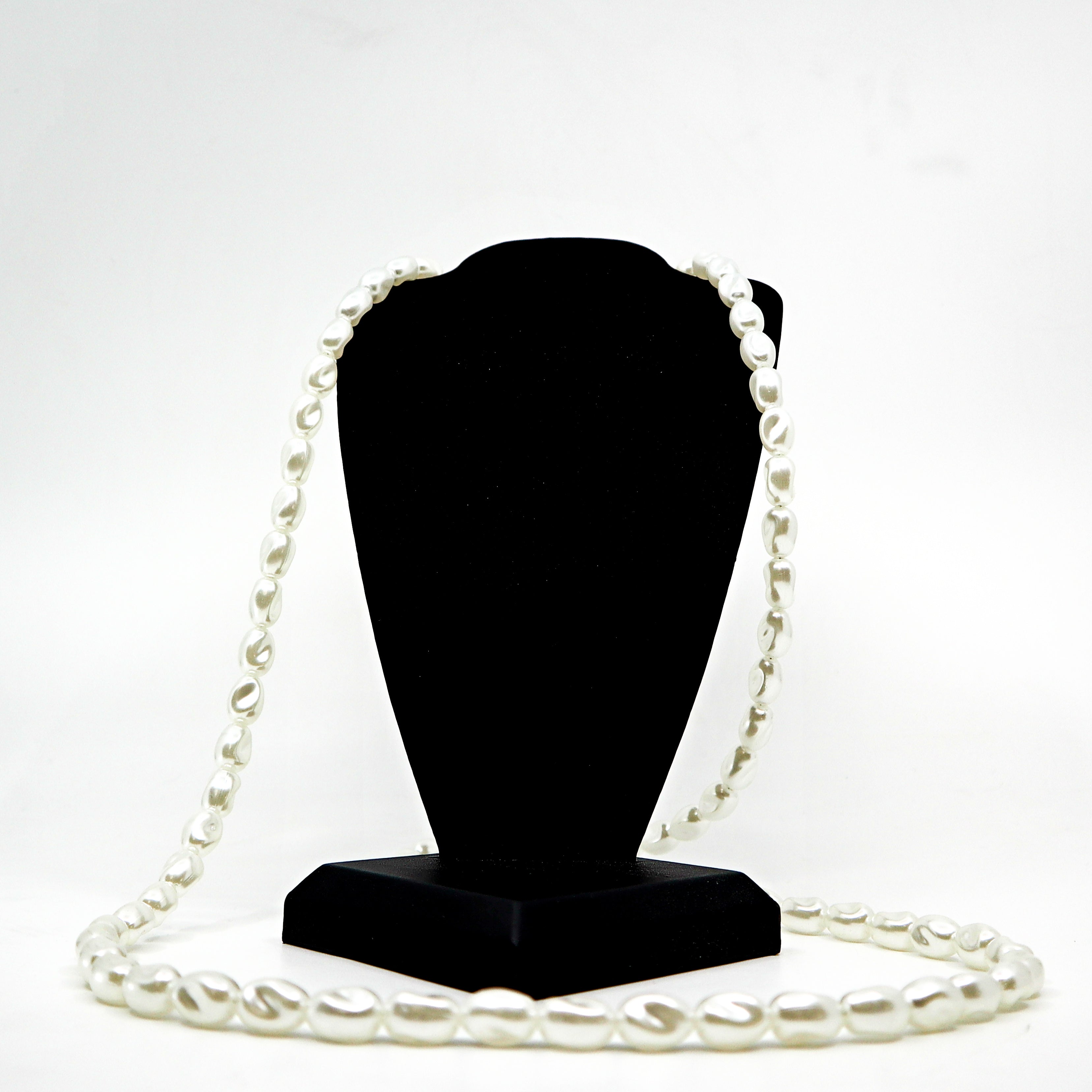 Glitter pearl phone lanyard with anti-lost patch and keychain for hands-free use and universal phone case fit