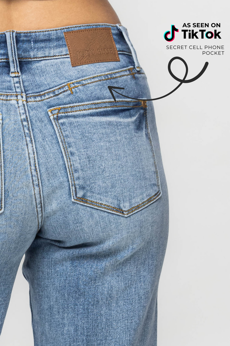 Judy Blue Jeans 82540 mid-rise dad jeans with cell phone pocket and 32-inch inseam