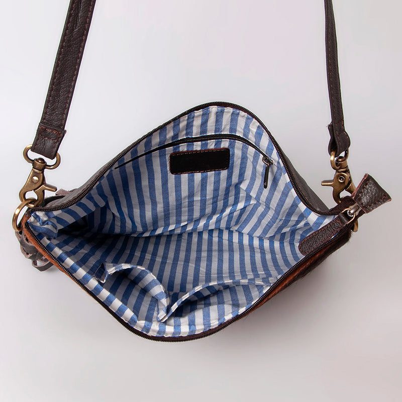 Ohlay Medium Crossbody Bag KBK101
