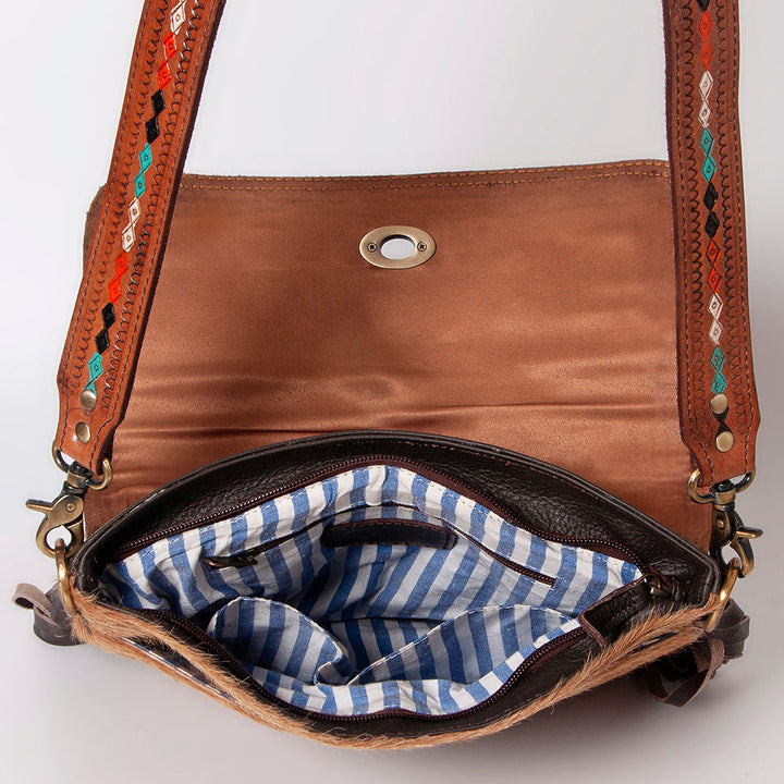 Ohlay Medium Crossbody Bag KBK104