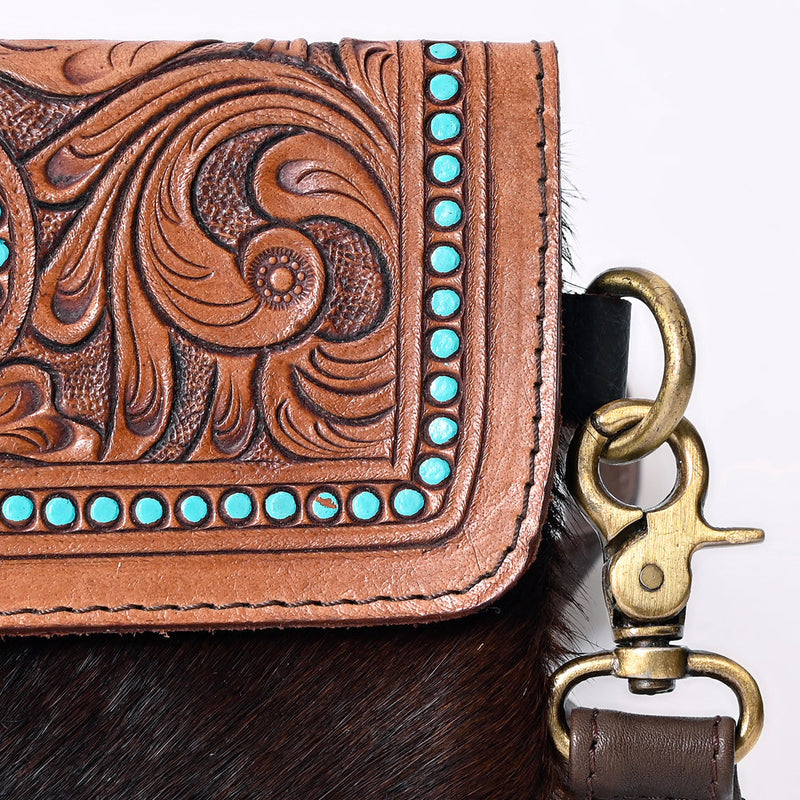 Ohlay Medium Crossbody Bag KBK113
