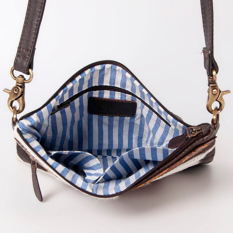 Ohlay Medium Crossbody Bag KBK114