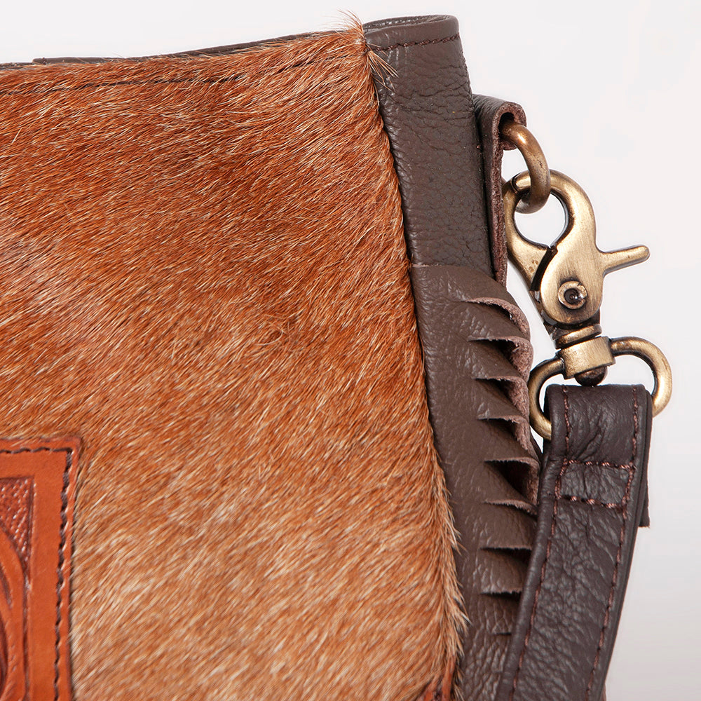 Ohlay Medium Crossbody Bag KBK126