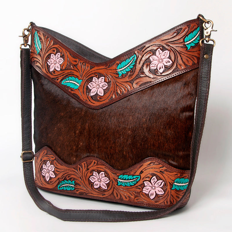 Ohlay Medium Crossbody Bag KBA122