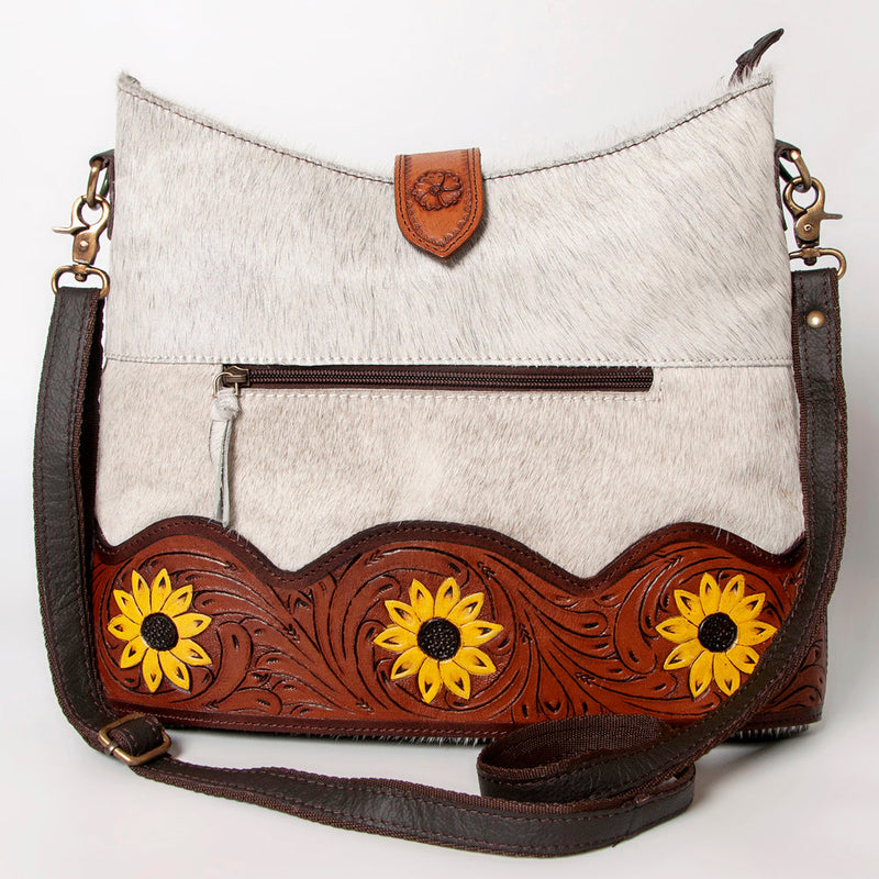 Ohlay Medium Crossbody Bag KBA125
