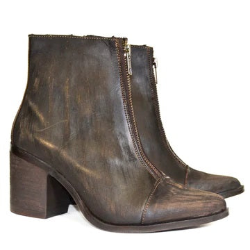 IN SHOP Alcala's Boots Krista Distressed Leather Boot