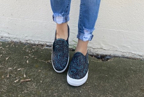 Holly tooled turquoise leather van